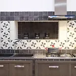 Modern Apartment At Piazza Del Gesu\' By Wonderful Italy