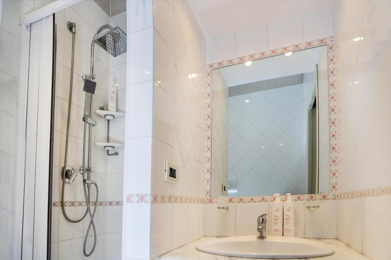 Modern At Piazza Del Gesu' By Wonderful Italy Appartement Naples